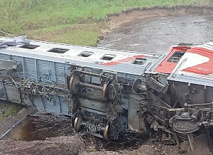 РЖД: Семьи погибших из-за схода поезда в Коми получат по 4 млн рублей