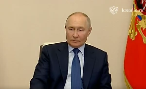 Путин призвал выпускников "школы губернаторов" из ЛНР обращаться за помощью к нему