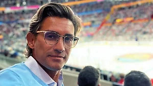 Почему футболист Нигматуллин требует сатисфакции в суде от экс-жены после 30 лет брака