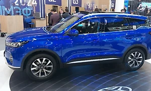 Сколько прёт, сколько жрёт и сколько стоит: Life.ru узнал, много ли "российского" в кроссовере Xcite