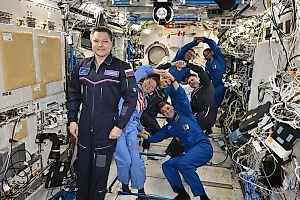 Кононенко провёл в космосе тысячу суток и побил мировой рекорд