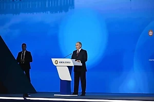 Путин заявил о рекордно низкой безработице в России