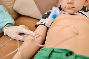 В Крыму 26 детей из лагеря "Каламитский бриз" попали в больницу с отравлением