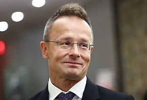 Глава МИД Венгрии отреагировал на бойкот шести стран ЕС из-за мирной миссии Орбана