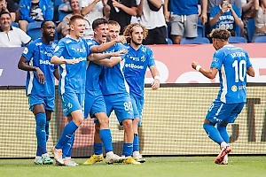 "Динамо" победило "Локомотив" в московском дерби