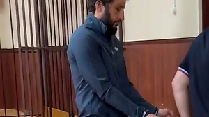 Суд отправил в СИЗО ресторатора-наркодилера, сбившего силовиков в Махачкале