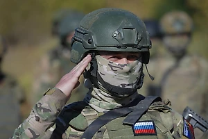 Российские военные спасли жителей Красногоровки из-под завалов разрушенного дома