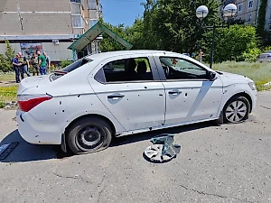 Двое водителей получили ранения при атаке дронов в Белгородской области