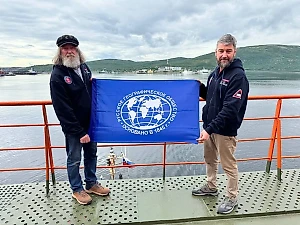 Фёдор Конюхов улетел к Северному полюсу на паралёте, использовав льдину как аэродром