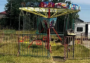 В Дагестане обрушился аттракцион, на котором катались дети