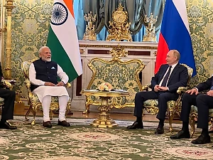 Что говорят политологи о визите Моди в Россию