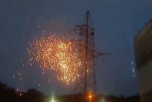 Часть Владивостока осталась без света на фоне сильного ливня