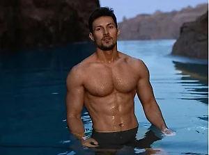 ИИ нашёл сходство на 82% между тремя детьми Болгар и Павлом Дуровым