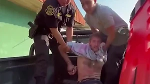 Появилось видео задержания украинца, расчленившего россиянку в Перу