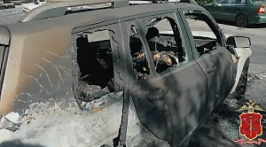 Обманутая мошенниками женщина сожгла в Петербурге автомобили почти на 5 млн рублей