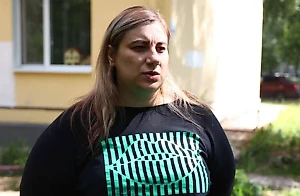 «‎Кровавая опекунша» с Урала показала, как истязала 6-летнего мальчика