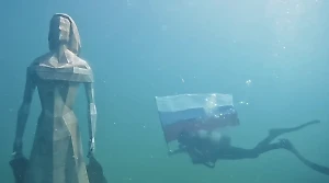 «‎Ассоль‎» подняла флаг России под Чёрным морем