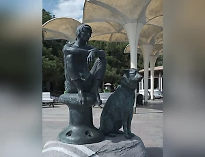 В Ялте открыли памятник местному «Хатико» Мухтару