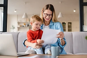 С 1 сентября повысят социальные выплаты и появятся новые меры поддержки: кто станет получать больше