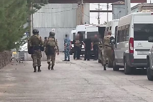 Сотрудники ИК-19 под Волгоградом в недоумении после захвата заложников