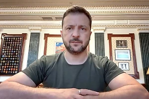 Зеленский объяснил увольнение главы ВВС Украины после потери первого F-16