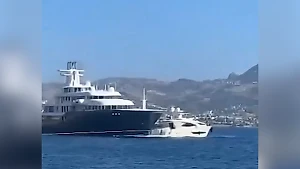 Бывшая мегаяхта Сулеймана Керимова ICE врезалась в судно в Турции