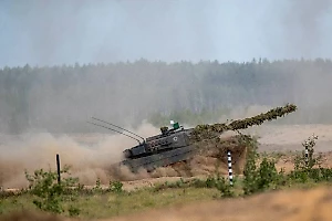 Российские военные подбили ещё два "непобедимых" немецких танка Leopard