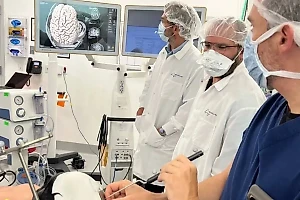 Илон Маск создал ещё одного киберчеловека с мини-компьютером в голове