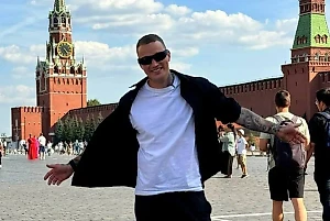 Появилось первое видео с Эдвардом Билом после операции