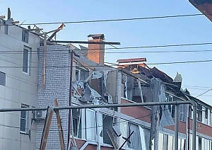 Жителей Курской области эвакуируют на бронированных машинах под прикрытием ПВО