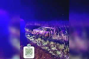 Три подростка на Toyota улетели в кювет на Сахалине