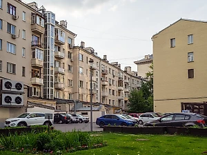 Пьяный мужчина повалил на землю ветерана СВО в Балашихе и напал на его жену