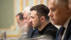 Зеленского предупредили о риске не долететь до Байдена