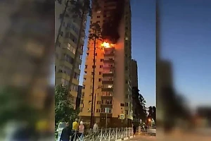 Появилось видео удара БПЛА по многоэтажке в Раменском, где погибла женщина