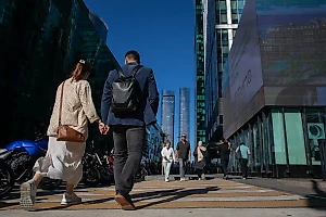 Москвичей предупредили об окончании бабьего лета