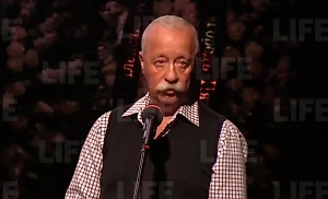 Якубович у гроба Маслякова рассказал, почему выбросил записную книжку