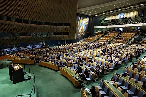 В Госдуме объяснили, почему шоумен Зеленский не смог собрать зал в Генассамблее ООН