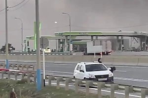 14 человек спасли из столовой на АЗС в Махачкале