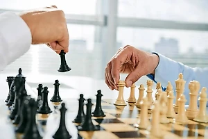В Кремле отреагировали на отказ FIDE снять санкции с российских шахматистов