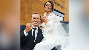 Седокова объявила о разводе с Янисом Тиммой