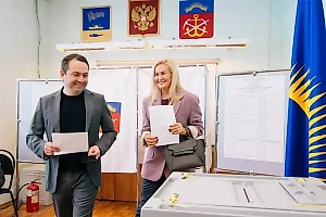 Чибис проголосовал на выборах губернатора Мурманской области