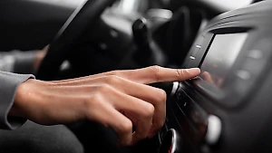 Названа частая ошибка водителей, которая сокращает «жизнь» автомобилю