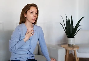 Доктор Мясников назвал главное отличие инфаркта у женщин