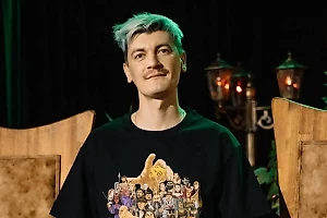 Отчаявшийся Гудков подправил сценарий ради выступлений в России, но гонорар снижать не стал