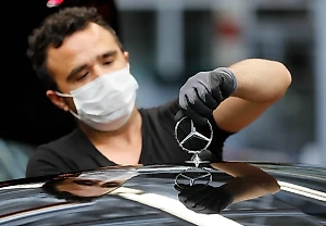 Mercedes-Benz продаёт все свои автосалоны в Германии