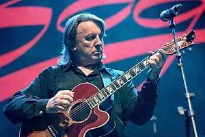 Юрий Лоза высмеял номера Билана, Долиной и Баскова на "Песне года"