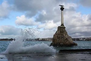 В Севастополе попросили не пугаться громких звуков от уничтожения сбитых ракет ВСУ