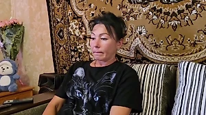 «Мамочка, помоги!» ВСУ звонят маме пленного российского бойца и пытают её сына на камеру