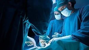 Большой живот двухлетнего малыша оказался смертельно опасной опухолью