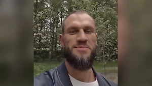 "Впавший в кому" в День всех влюблённых экс-участник "Дома-2" опроверг информацию о передозе